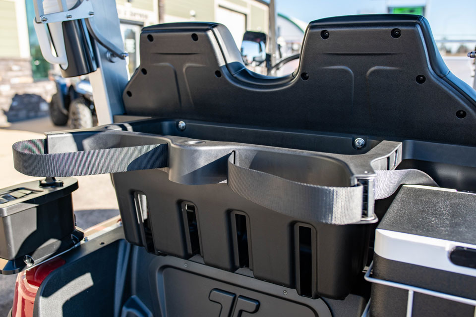 2026 Tara Spirit Plus Candy Apple Black Seats (8)