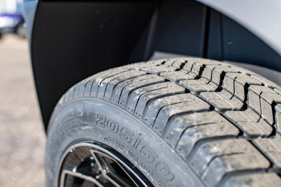 2026 Tara Spirit Plus Candy Apple Black Seats (11)