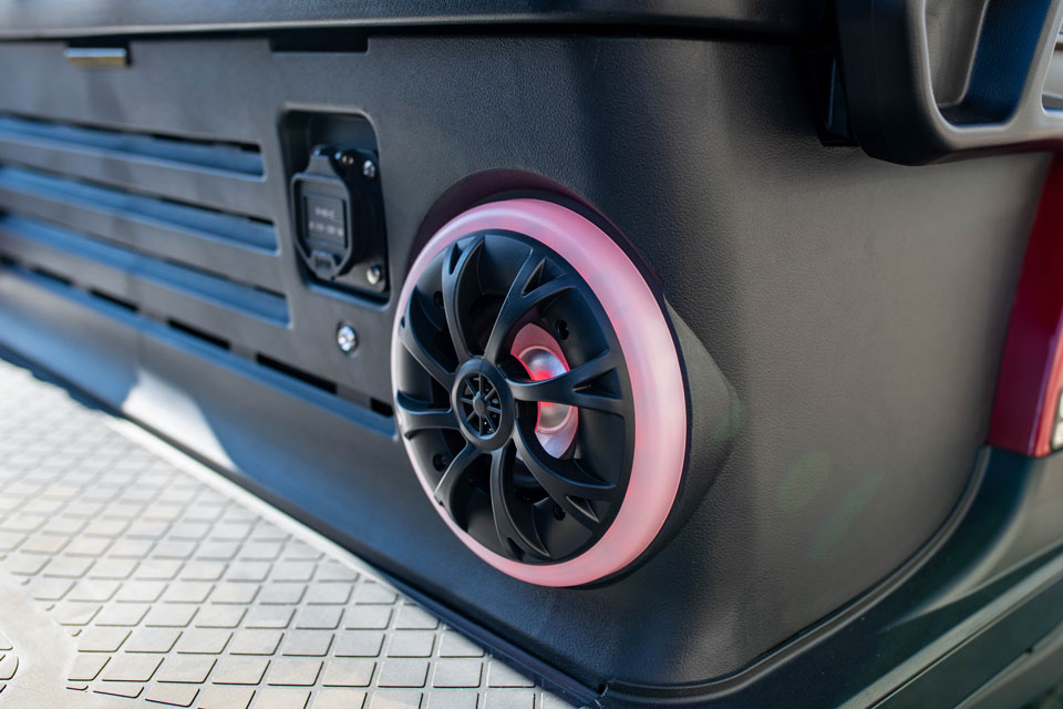 2026 Tara Spirit Plus Candy Apple Black Seats (17)