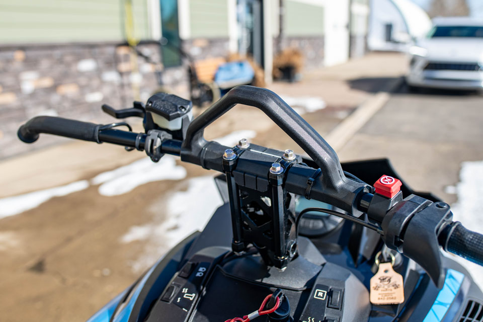 2025 M 400 100411 (5)