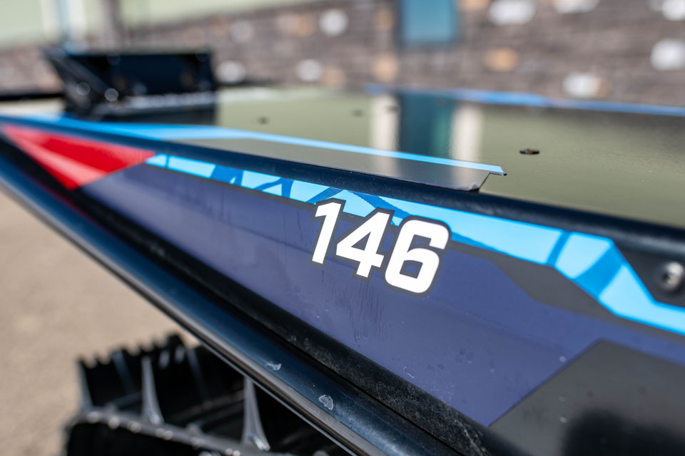 2025 M 400 100411 (6)