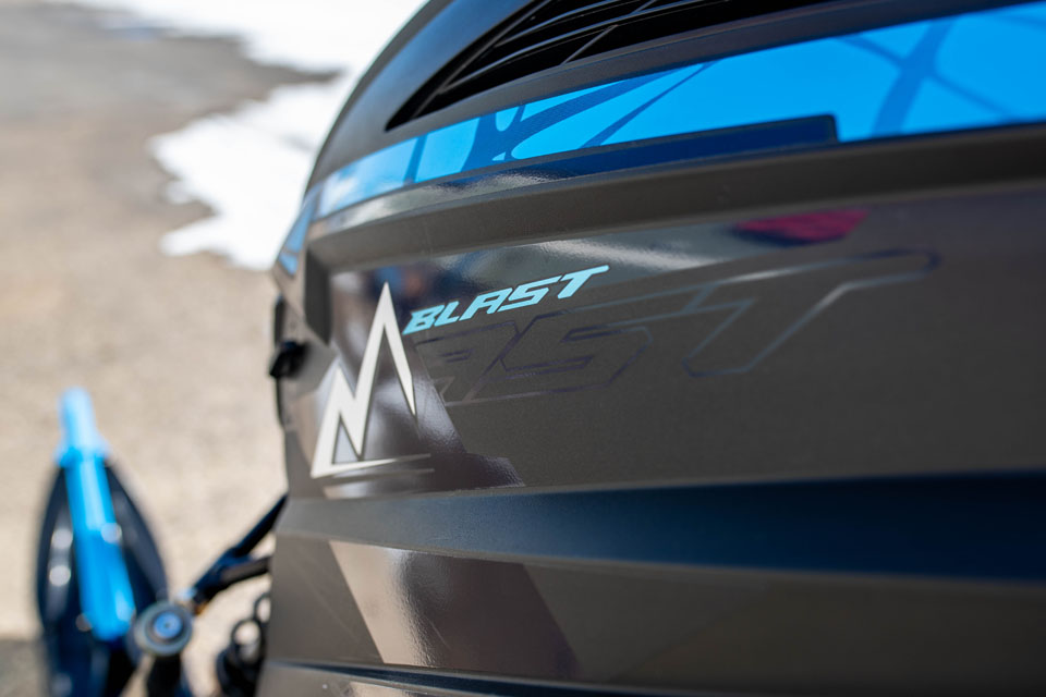 2025 M 400 100411 (9)