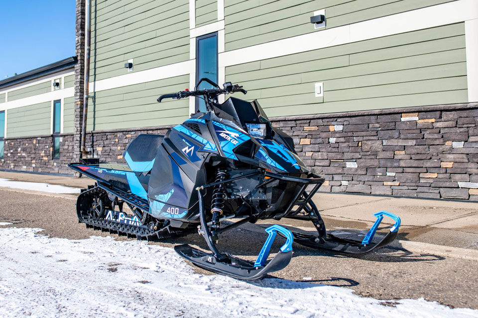 2025 M 400 100411 (18)