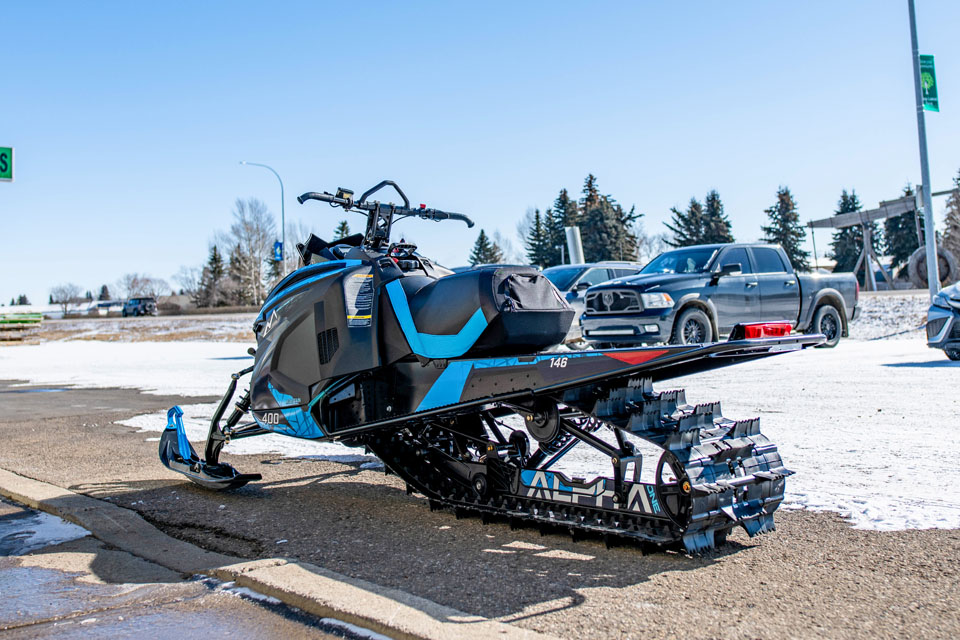 2025 M 400 100411 (21)