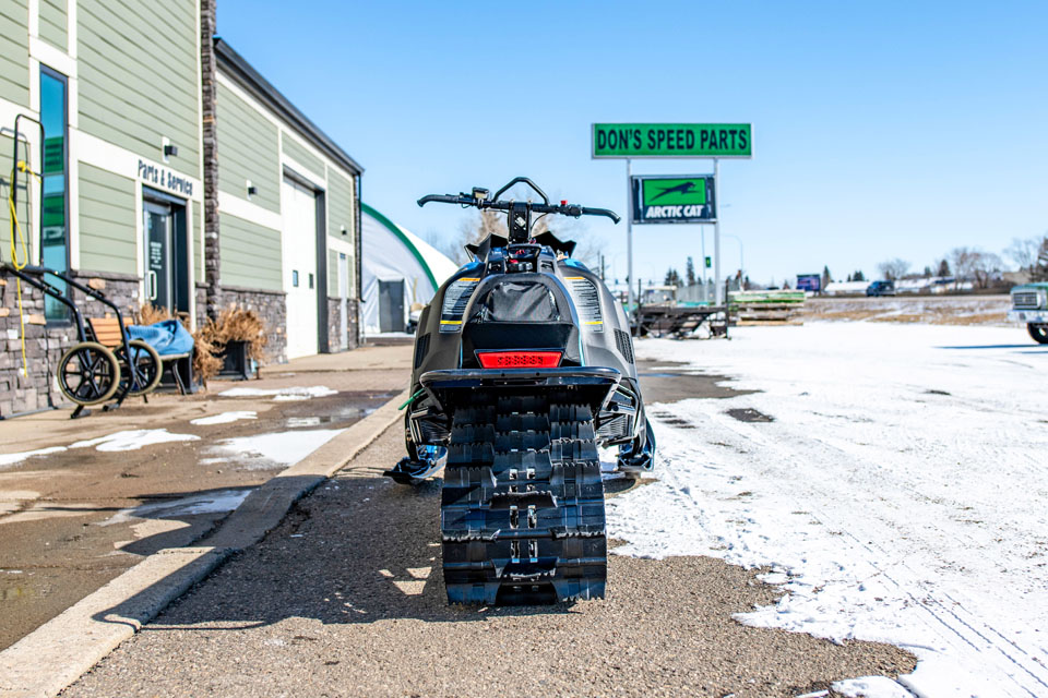 2025 M 400 100411 (22)