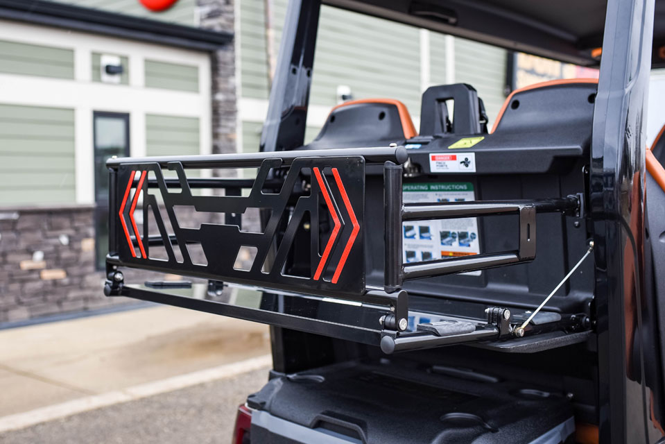 2026 D-Max GT4 Black Cocoa Seats (7)