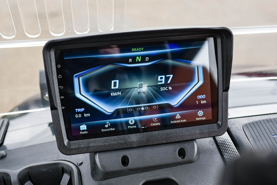 2026 D-Max GT4 Black Cocoa Seats (18)