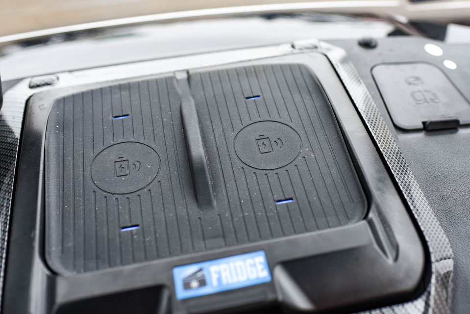 2026 D-Max GT4 Black Cocoa Seats (21)