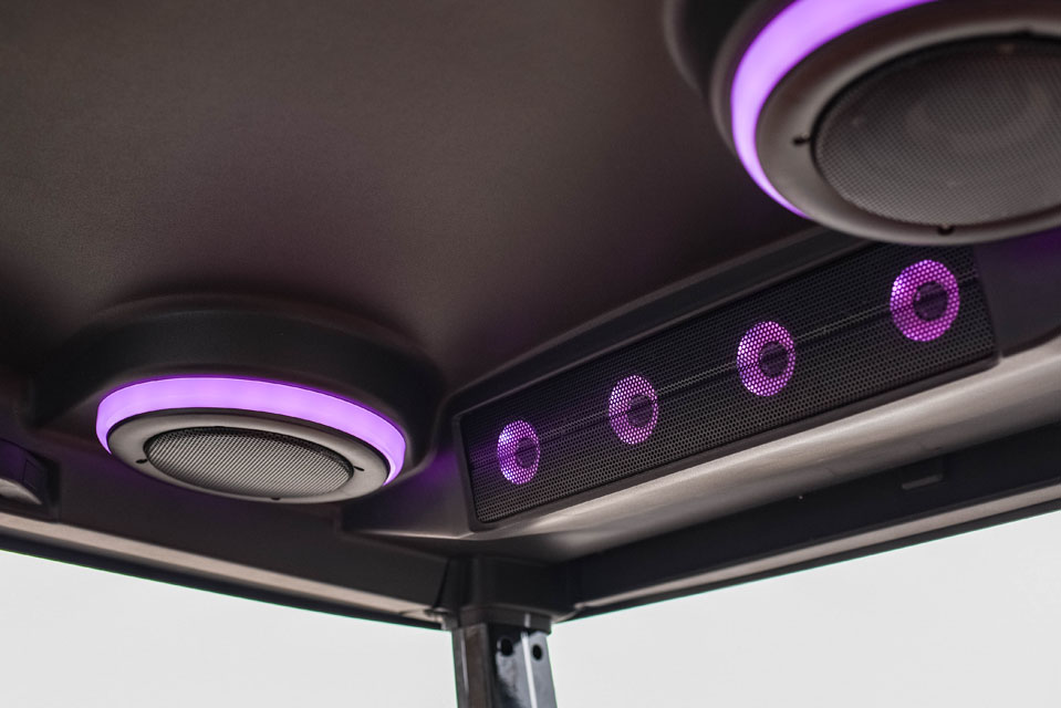 2026 D-Max GT4 Black Cocoa Seats (25)