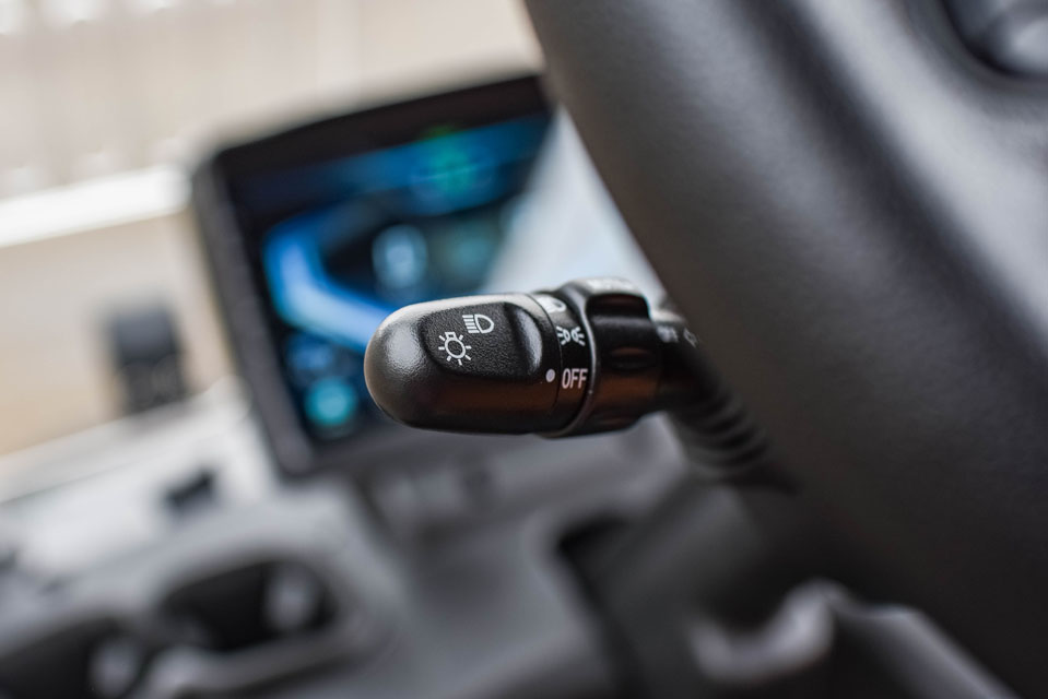 2026 D-Max GT4 Black Cocoa Seats (27)