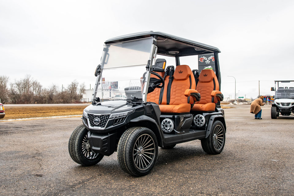 2026 D-Max GT4 Black Cocoa Seats (31)