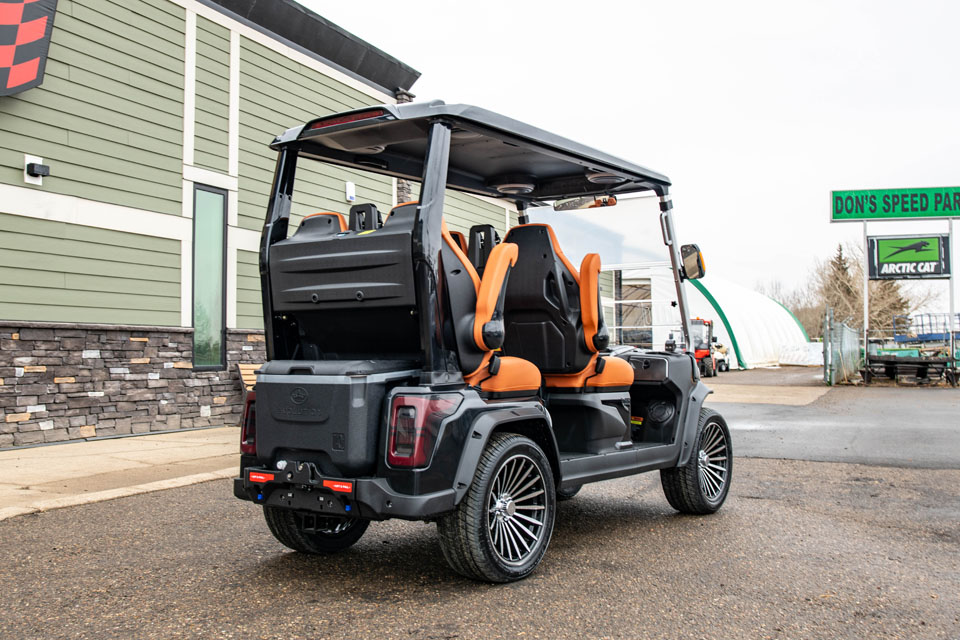 2026 D-Max GT4 Black Cocoa Seats (34)